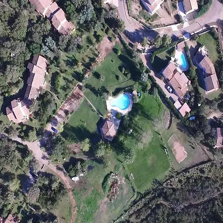 In Pinarellu Near & Pool *
