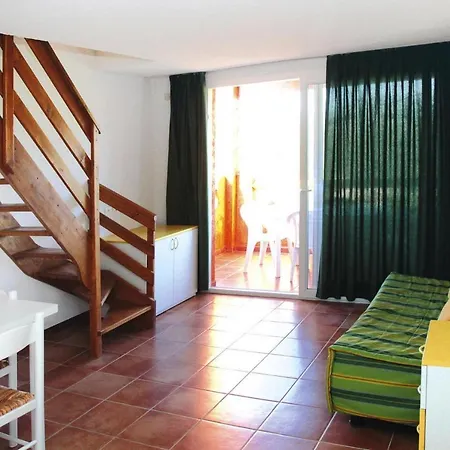 Marina Di Pinarello,4 For 8 Pers Apartment Zonza