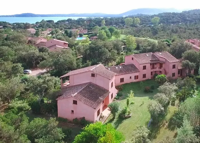 Daire In Pinarellu Near & Pool